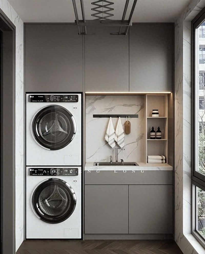 阳台洗衣柜设计，巧妙利用空间，功能与美观兼得