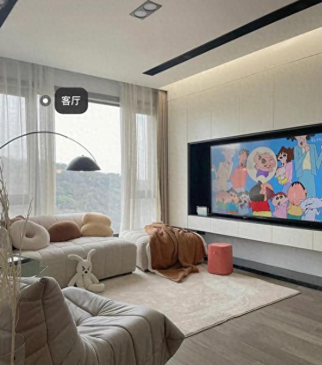 杭州110㎡网红博主家走红，实用简洁装修，颜值与功能并存
