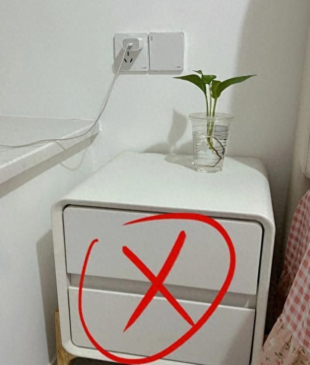 年轻人抛弃床头柜？这4种新式设计更受欢迎！