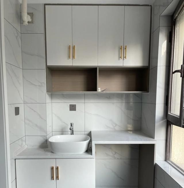 建议：阳台储物柜能装则装！虽多花几千元，入住后会发现物超所值 - 家居知识