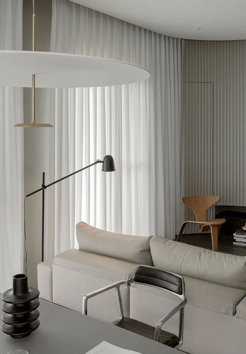 高级灰+雅痞风!205㎡透天宅演绎骨子里的时髦格调 我装修的DNA动了!高级灰 + 雅痞魂,205㎡透天宅时髦到骨子里 - 家居知识