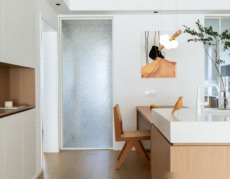 105㎡原木色+大白墙，从玄关美到室内的幸福感装修