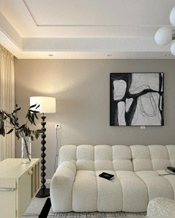 陕西女主晒奶油风新家走红，极简布置诠释治愈系美学