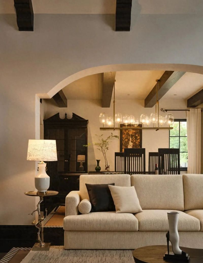 东方侘寂别墅，让自然光影流淌在每一扇窗间