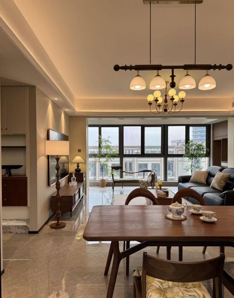 现代轻奢与中古风混搭家装全案解析,打造高级感居住空间 现代轻奢×中古风混搭家装全案解析 - 家居知识