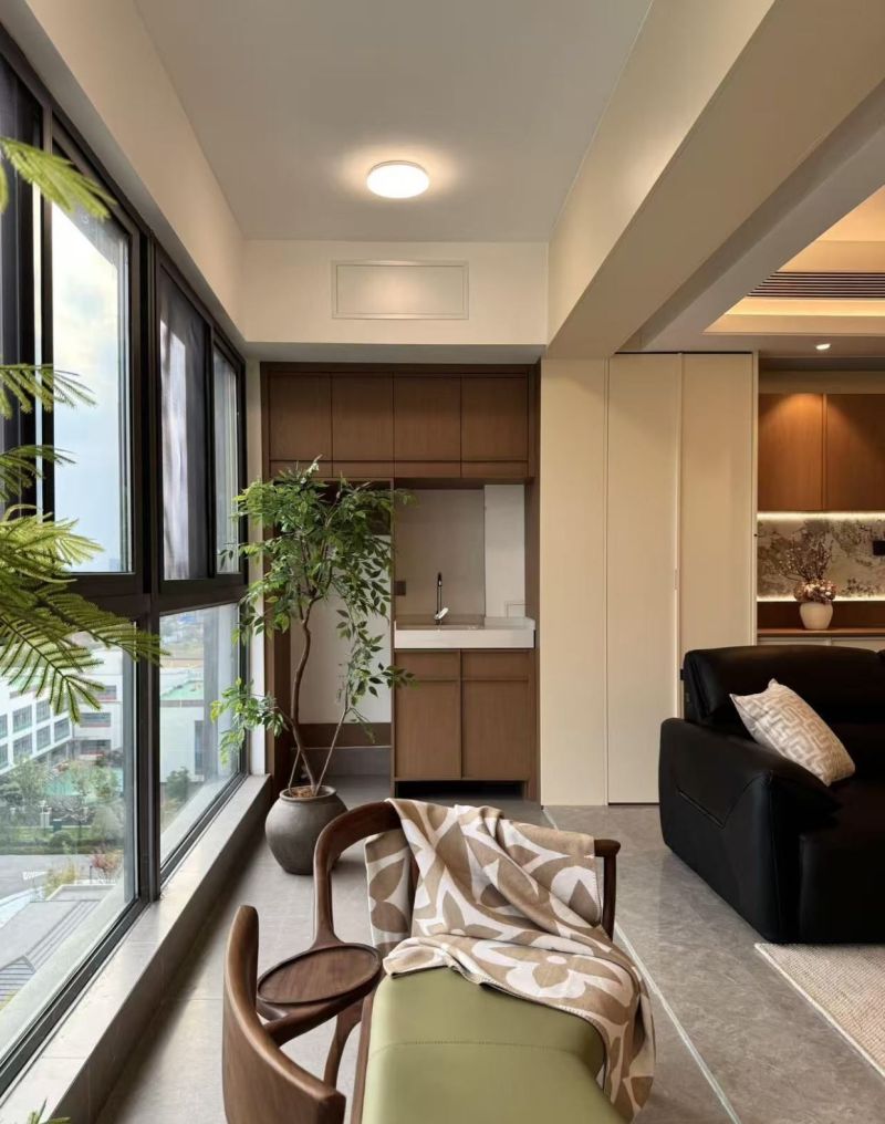 现代轻奢与中古风混搭家装全案解析,打造高级感居住空间 现代轻奢×中古风混搭家装全案解析 - 家居知识