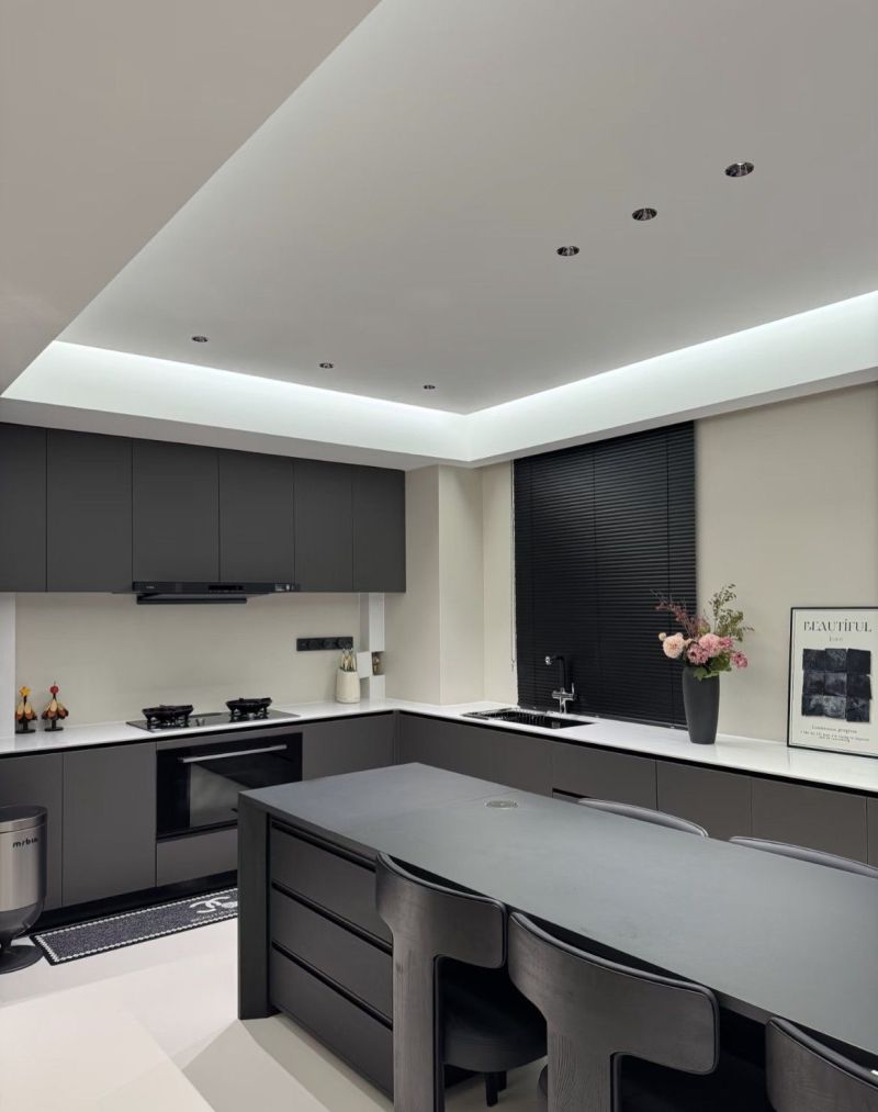 意式极简风大横厅,一眼心动的高级感设计 大横厅这样装,一眼就爱上的高级感!意式极简风真的越住越耐看! - 家居知识