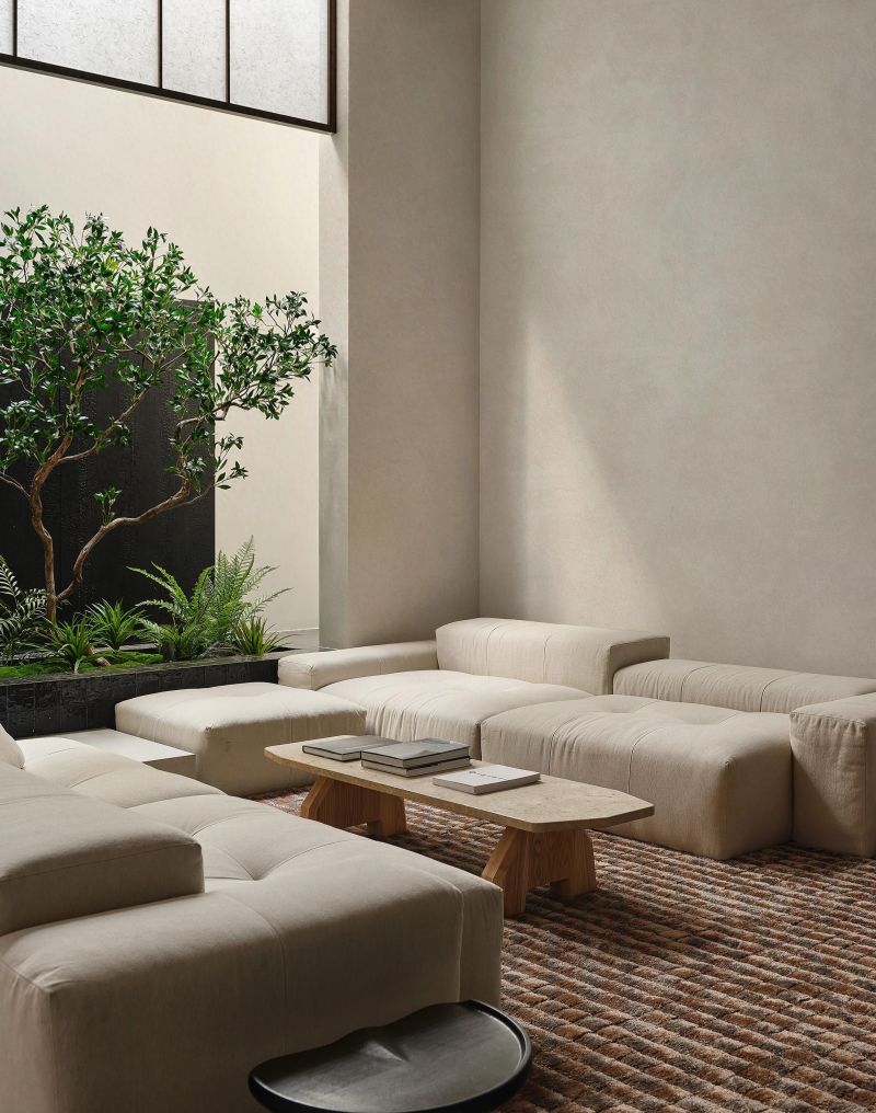 260㎡雅奢侘寂风，意式艺术涂料打造治愈系家居空间