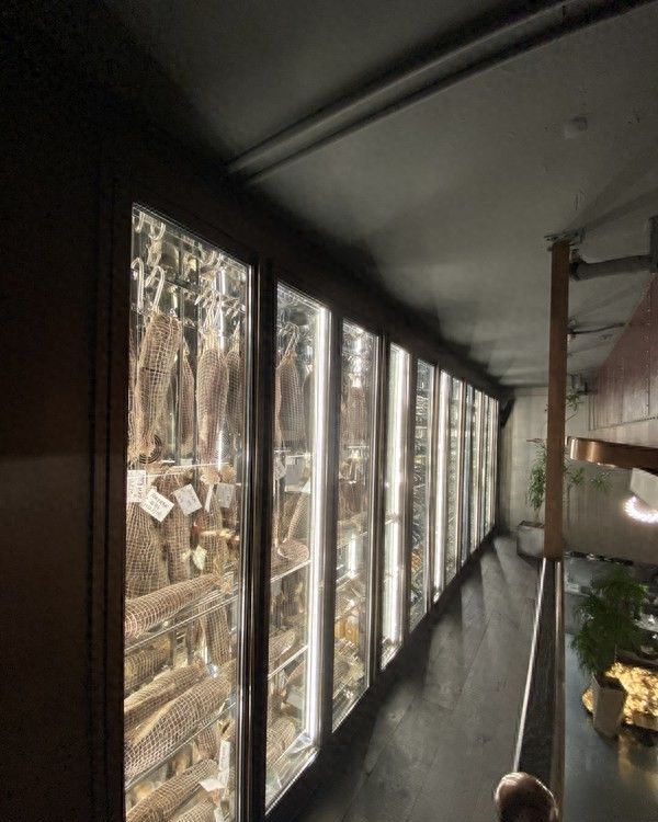 高精度恒温柜定制新趋势，上海酒依实业引领行业标杆