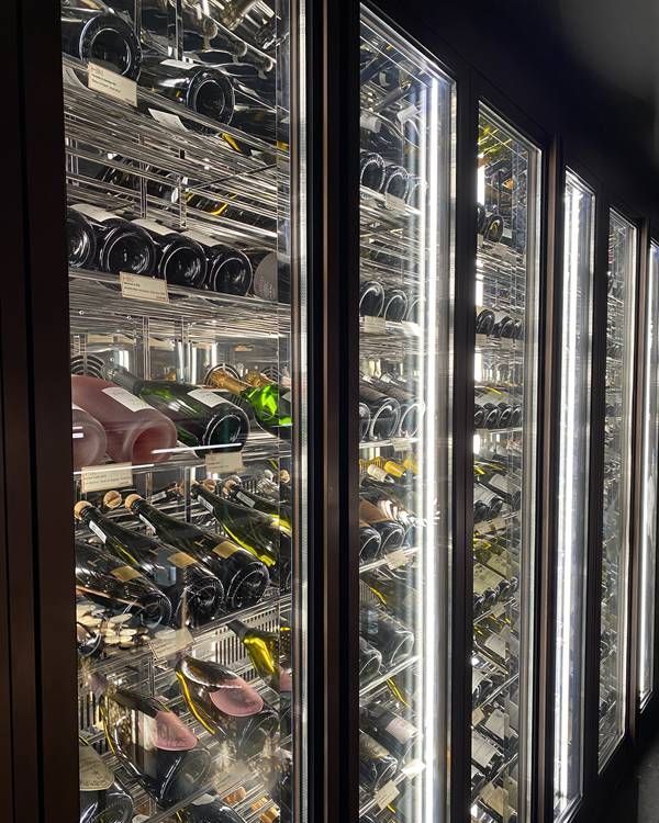 高精度恒温柜定制新趋势,上海酒依实业引领行业标杆 高精度恒温柜个性化定制:行业趋势与上海酒依实业的卓越之选 - 家居知识