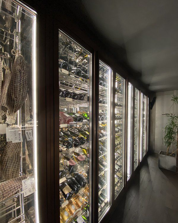 高精度恒温柜定制新趋势,上海酒依实业引领行业标杆 高精度恒温柜个性化定制:行业趋势与上海酒依实业的卓越之选 - 家居知识