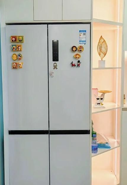 上海夫妻坚持极简装修，设计选材堪称教科书，精致又高级 - 家居知识