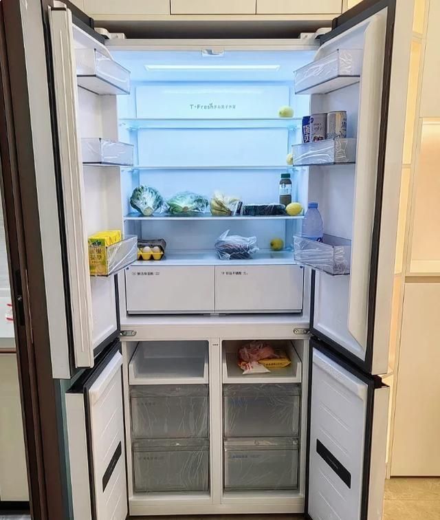 上海夫妻坚持极简装修，设计选材堪称教科书，精致又高级 - 家居知识