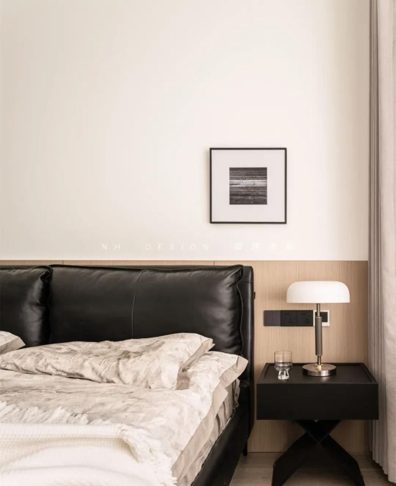 82㎡现代意式：木韵温和，黑调沉静，动静两相宜 - 家居知识