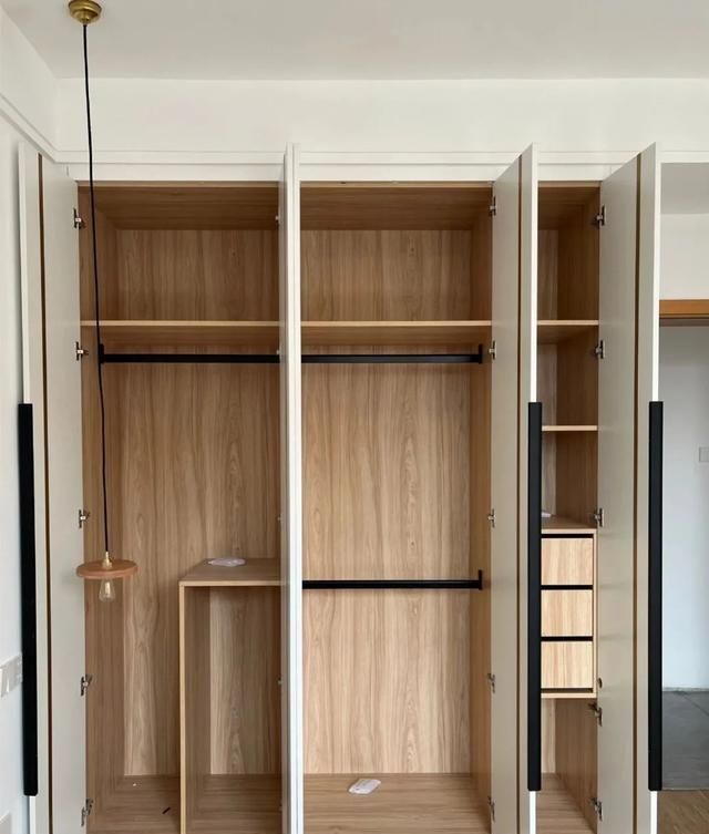 入住新家后，最不后悔的是定制衣柜听劝了，不然这些细节一定吃亏 - 家居知识