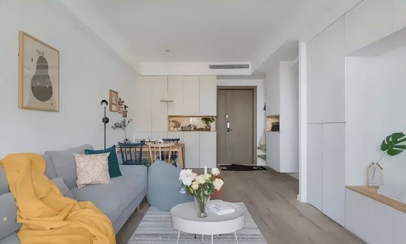 北欧风新房入户，绿色的装点加上原木的设计，清新舒适又美观！ - 家居知识