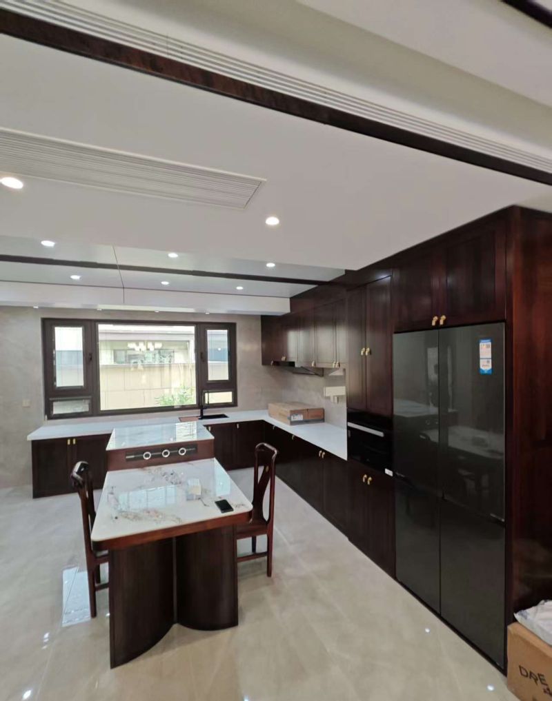 实木橱柜定制：优质服务厂与认证厂家的靠谱之选 - 家居知识