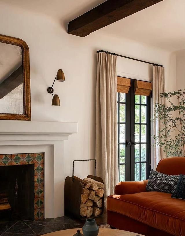 地中海侘寂风美式豪宅,舒适与美学的完美融合 一个美丽舒适的美式豪宅,地中海风情融入侘寂美学,令人赞叹不已 - 家居知识