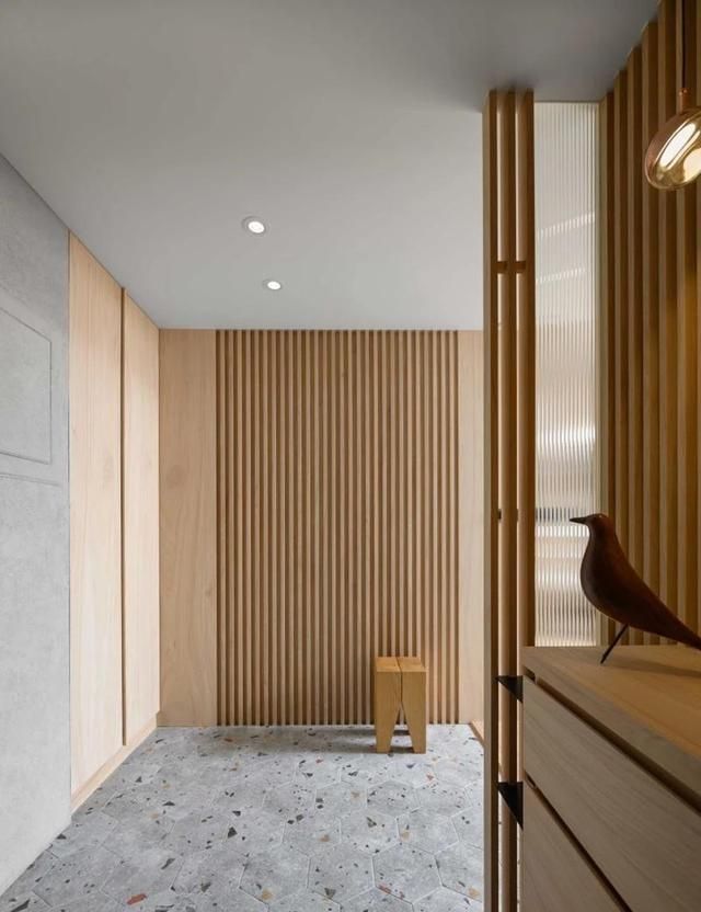 125㎡日式治愈风公寓,老婆的坚持让家舒适感拉满 还好老婆当初坚持日式装修,125㎡公寓才能拉满治愈感,太舒服了 - 家居知识