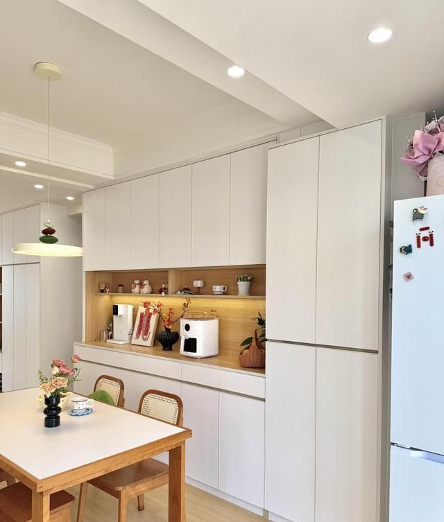 神仙木工打造的绝美餐边柜,快来抄作业! 神仙木工打的餐边柜,真的好绝啊,快来抄作业! - 家居知识