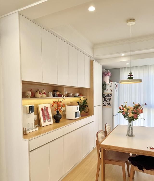 神仙木工打造的绝美餐边柜,快来抄作业! 神仙木工打的餐边柜,真的好绝啊,快来抄作业! - 家居知识