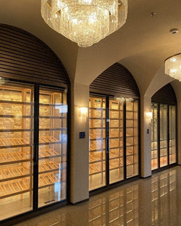 知名酒柜定制品牌，专业打造不锈钢与酒店酒柜解决方案