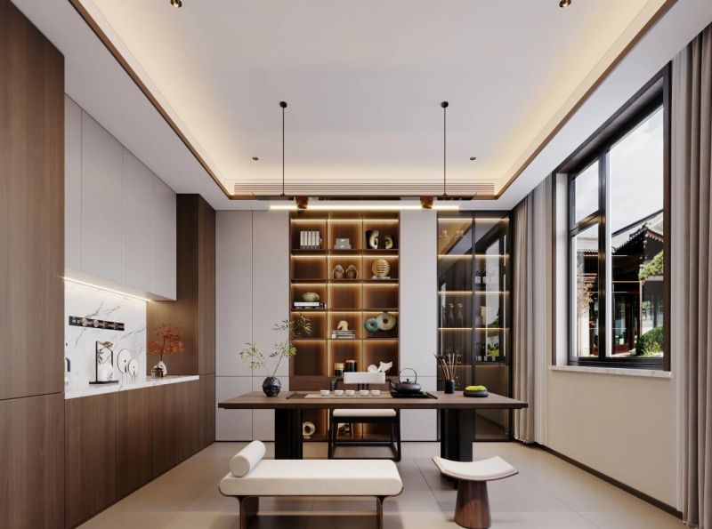 客厅以素雅的米色为主基调，搭配深色实木家具，营造出古典淡雅的氛围。一盏造型别致的仿古宫灯悬挂中央，暖黄灯光洒落在实木茶几上，为空间增添几分禅意。