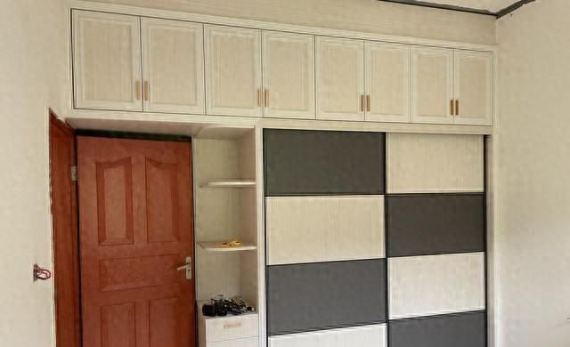 定制衣柜价格解析，3种计价方式与避坑指南，新手必看省钱攻略