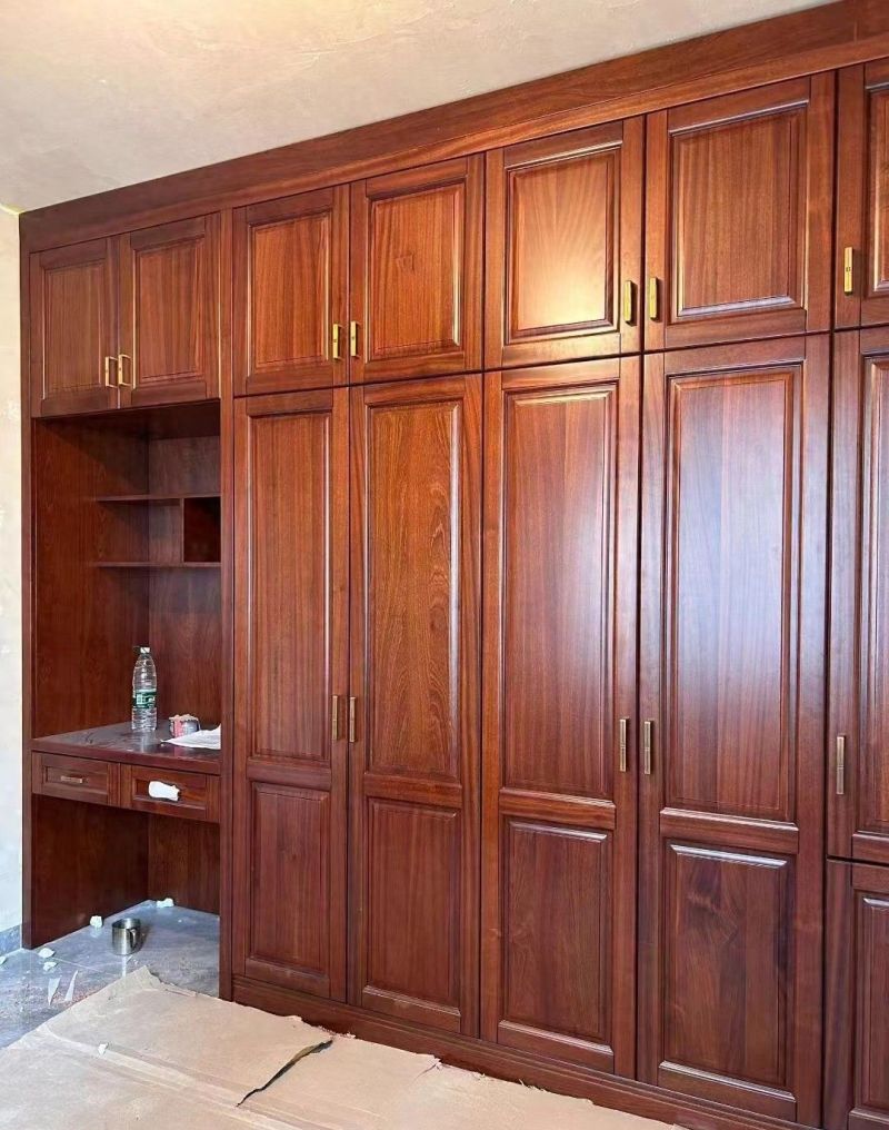 实木衣柜定制厂家五大核心优势解析，助您精准避坑