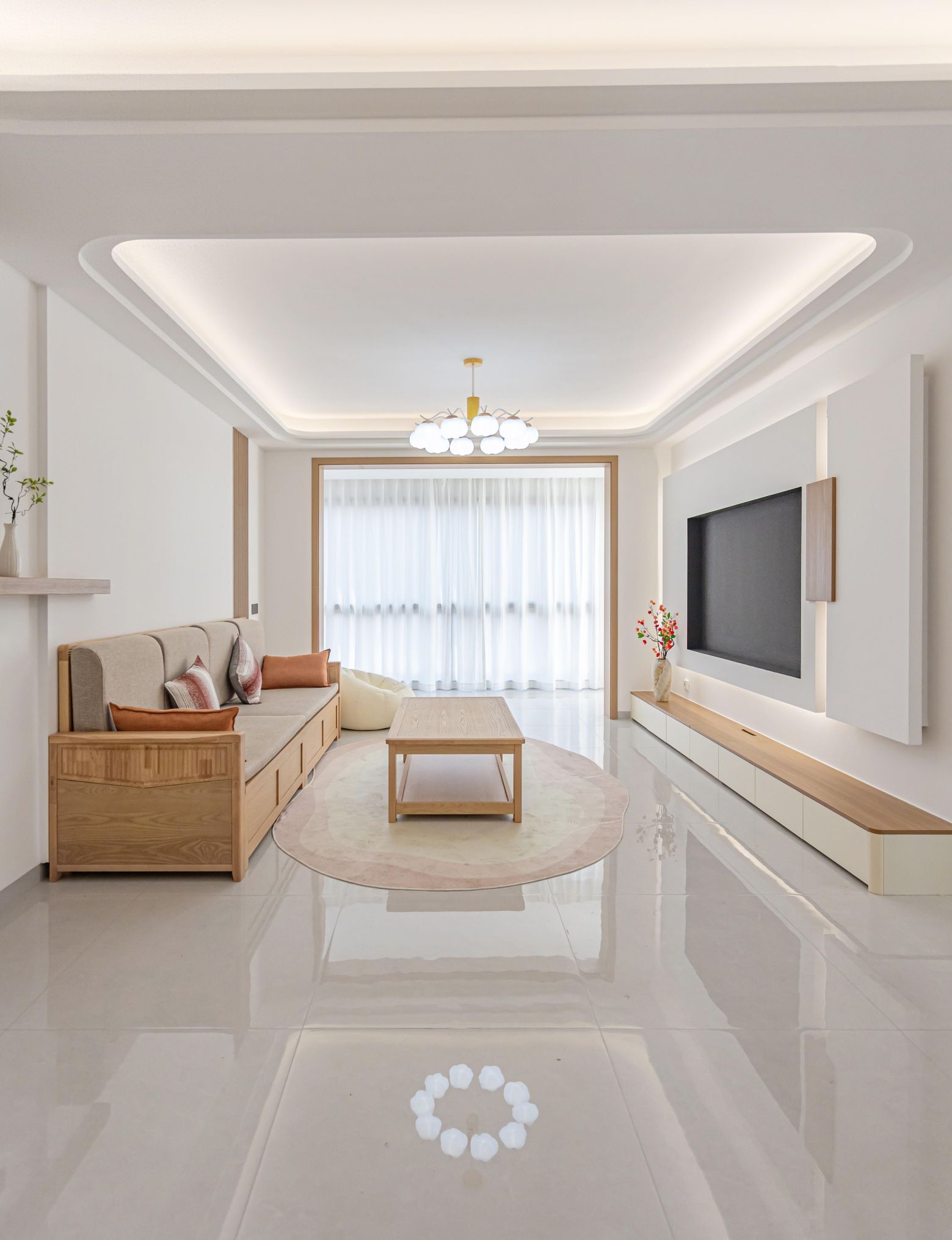 135平简约原木风，打造自然温馨的家居空间