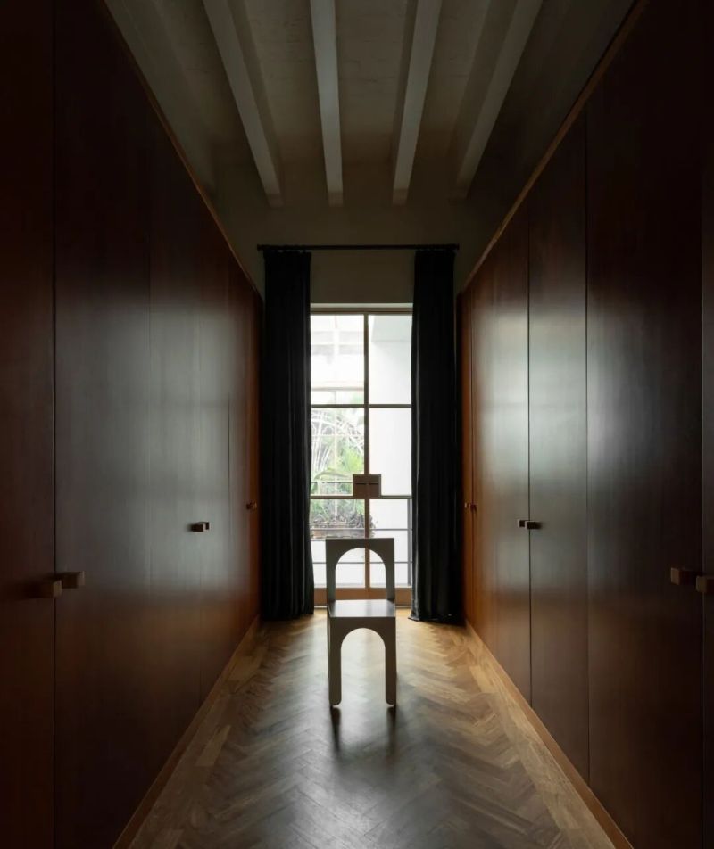 拒绝复古模仿！这栋百年法式老宅，用“柯布西耶配色”惊艳了时光 - 家居知识