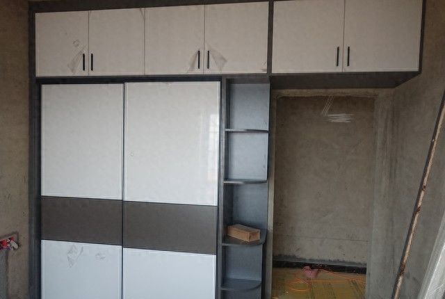 定制衣柜材料避坑指南，按场景选材不踩雷