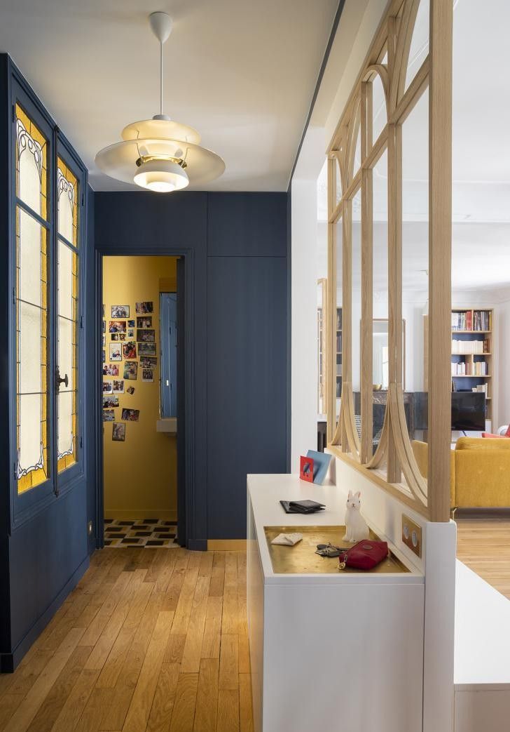 双面隔断设计,玄关三合一功能,美观又实用 这才是隔断中的王者,双面设计实现三重功能,装在玄关太好看了 - 家居知识