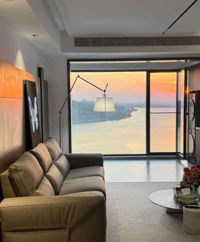 140㎡意式极简家｜这么搭配太有高级感了！ - 家居知识