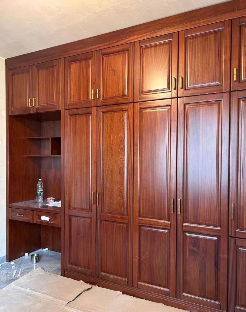 讲讲实木衣柜定制制造厂哪家技术强的门道 - 家居知识