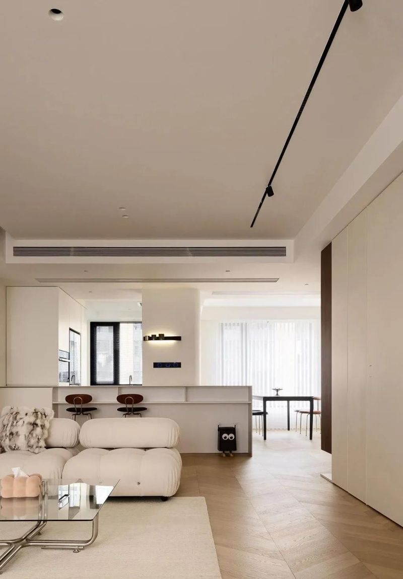 治愈系奶油风二人小家,理想生活的完美诠释 治愈感拉满!两人奶油风小家,藏着我们最想要的理想生活 - 家居知识