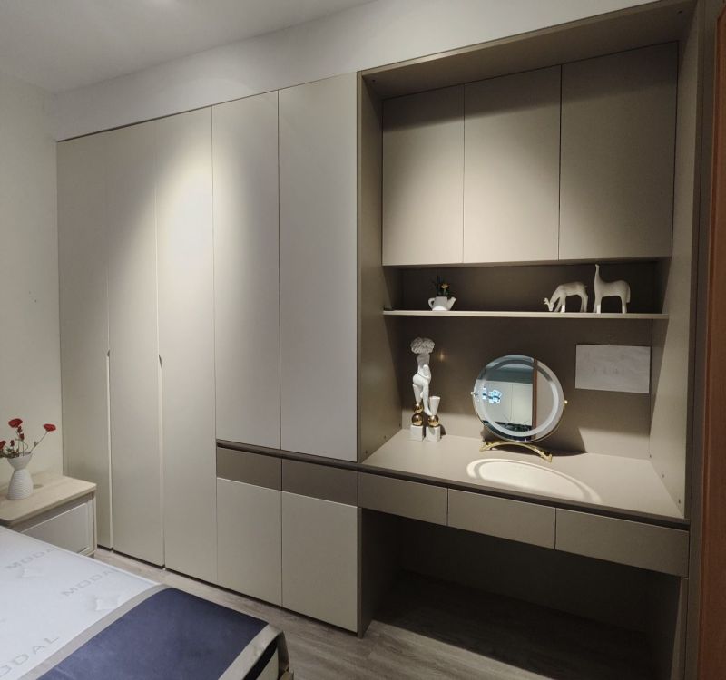 揭秘大型厂家嵌入式衣柜定制,设计理念与风格解析 阐释嵌入式衣柜定制,大型厂家的设计理念和风格 - 家居知识