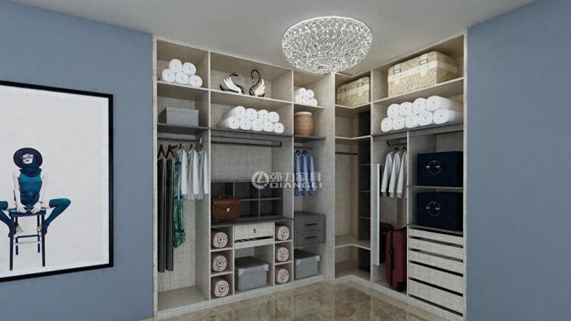 如何选择可靠的衣柜定制厂家？实力对比助你轻松决策