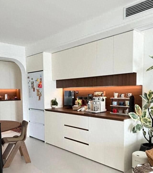 第二次装餐边柜踩坑实录，这些细节毁了我整个餐厅！