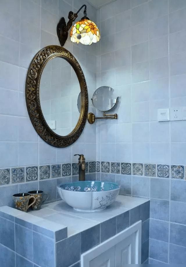 为省钱只好砖砌浴室柜，没想到晒到业主群，快被大家赞爆了 - 家居知识