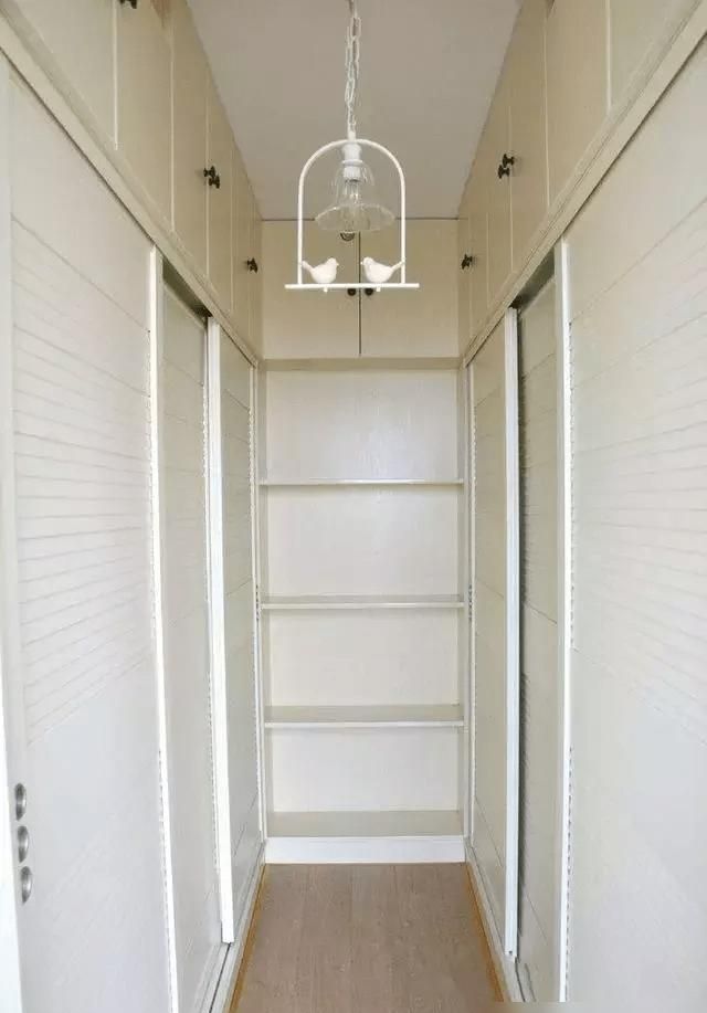 为省钱只好砖砌浴室柜，没想到晒到业主群，快被大家赞爆了 - 家居知识