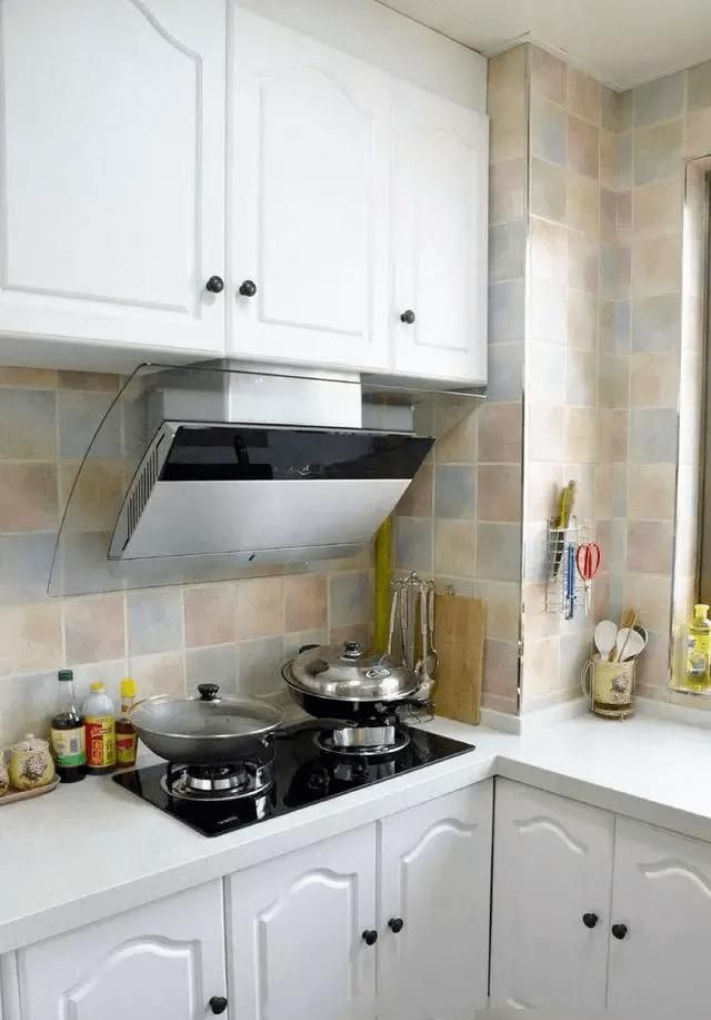 为省钱只好砖砌浴室柜，没想到晒到业主群，快被大家赞爆了 - 家居知识