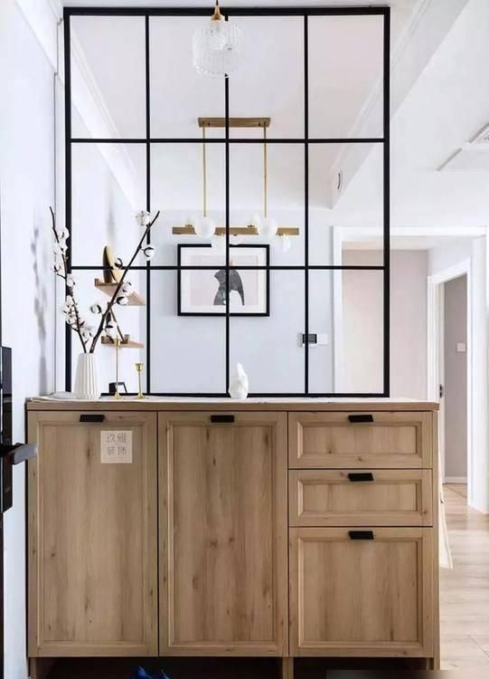 玄关鞋柜这样设计,瞬间提升家居档次,邻居羡慕不已! 这样设计的玄关鞋柜才好看,提升房子几个档次,邻居看了都羡慕 - 家居知识