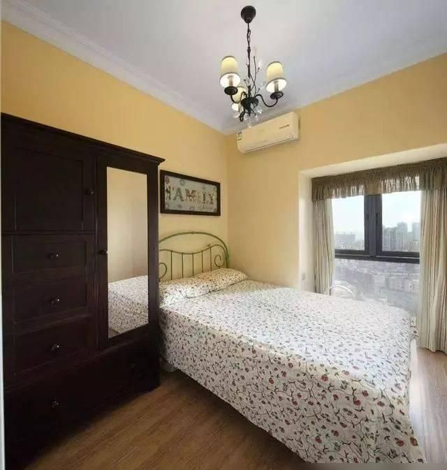 76平美式风小户型设计,卡座餐厅+收纳电视墙打造实用空间 76平美式风小户型设计,卡座餐厅加收纳款电视墙太实用 - 家居知识