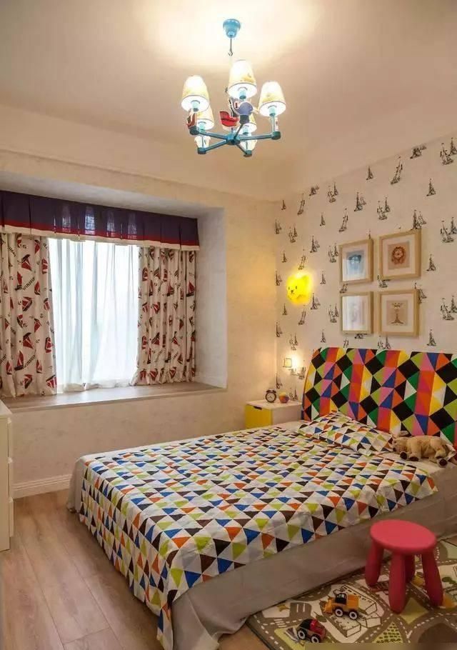 146平的美式风四居室，暖色调的灯光和墙面好温馨 - 家居知识