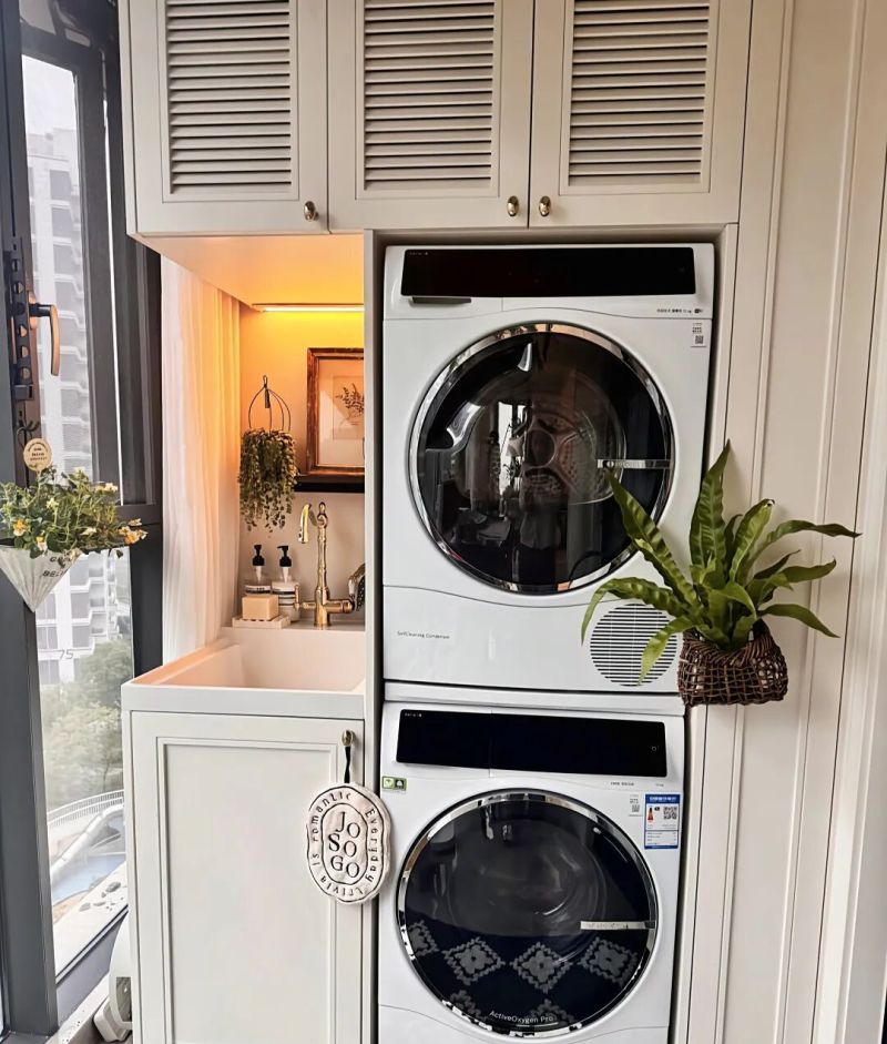 6㎡阳台巧装洗衣池,楼上邻居直呼太先进! 老公在6㎡阳台上装上“洗衣池”,装法太先进,楼上邻居羡慕死了 - 家居知识