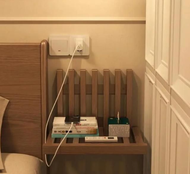 被年轻人的“床头柜平替”惊到了！换一个思路，省钱又实用 - 家居知识