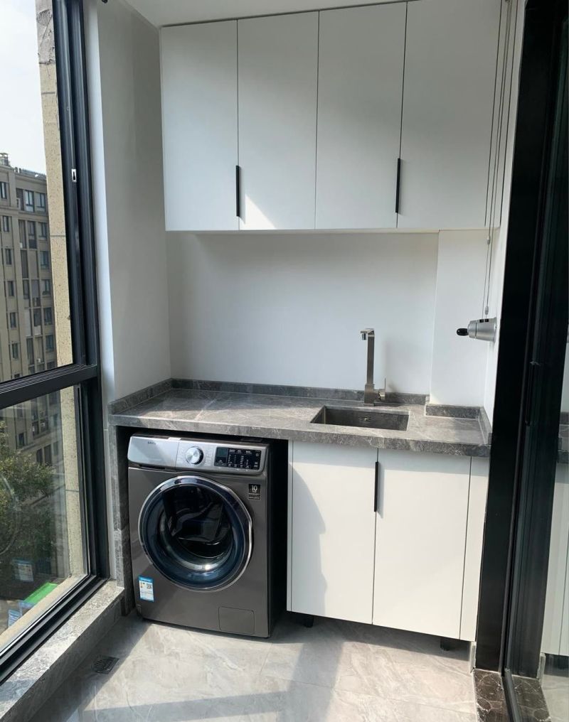 全屋定制阳台柜设计,空间利用与美观兼具的解决方案 全屋定制阳台柜设计 - 家居知识