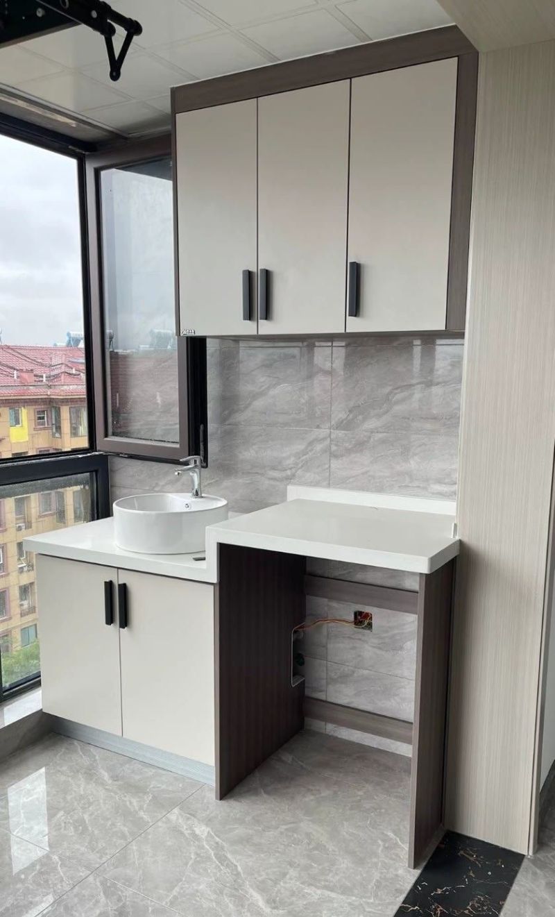 全屋定制阳台柜设计,空间利用与美观兼具的解决方案 全屋定制阳台柜设计 - 家居知识