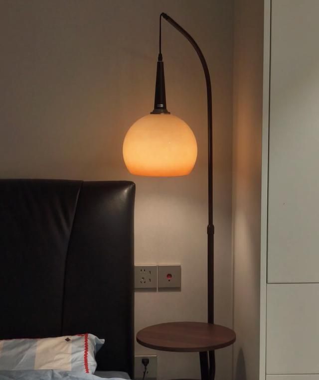 被年轻人的“床头柜平替”惊到了！换一个思路，省钱又实用 - 家居知识